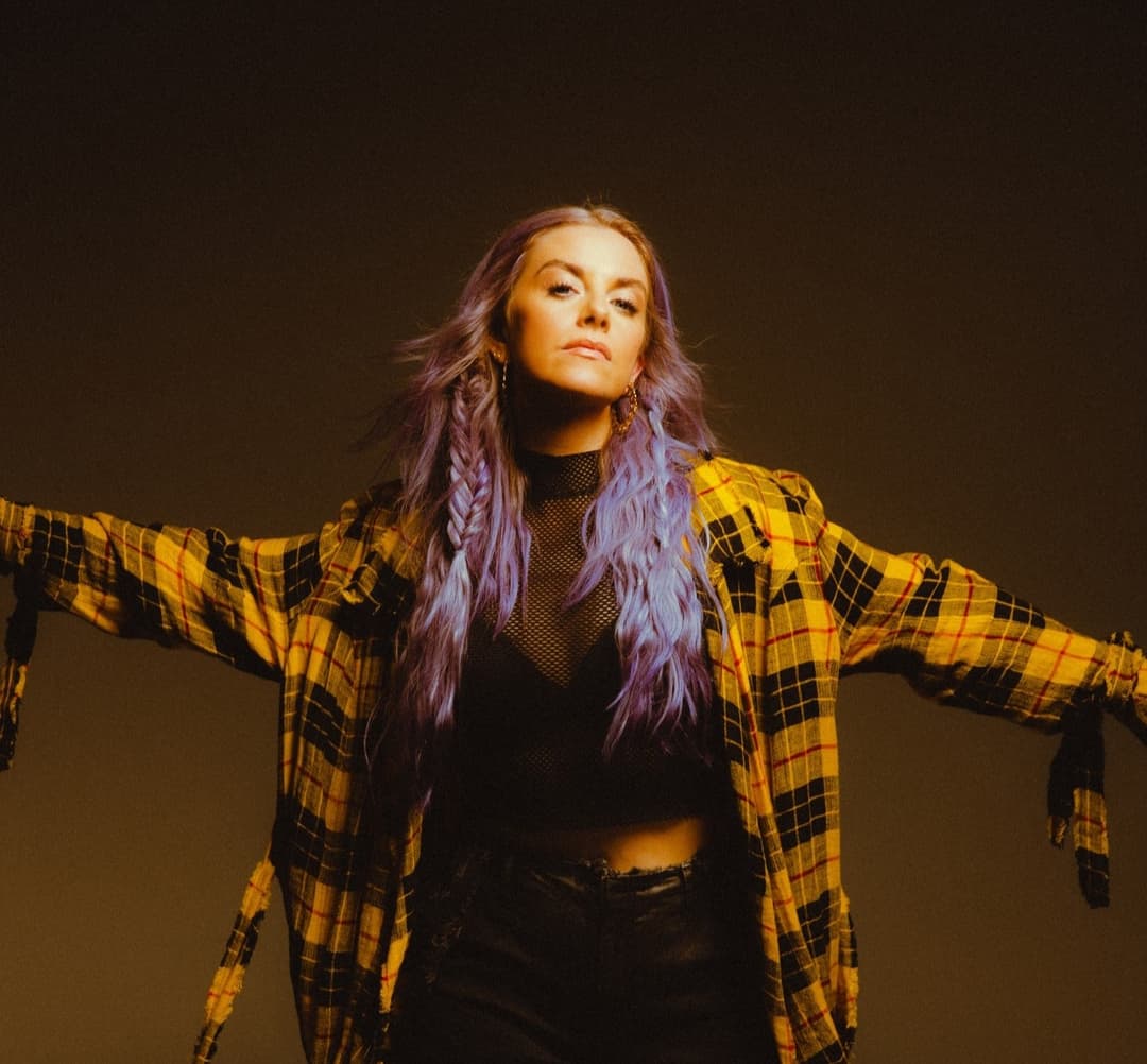 Un nouveau contrat…et nouvel album pour Lindsay Ell